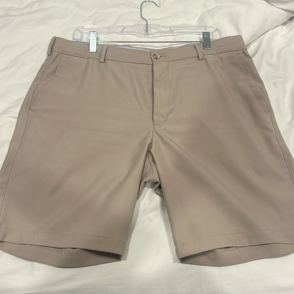 Men’s Khaki Peter Millar Shorts